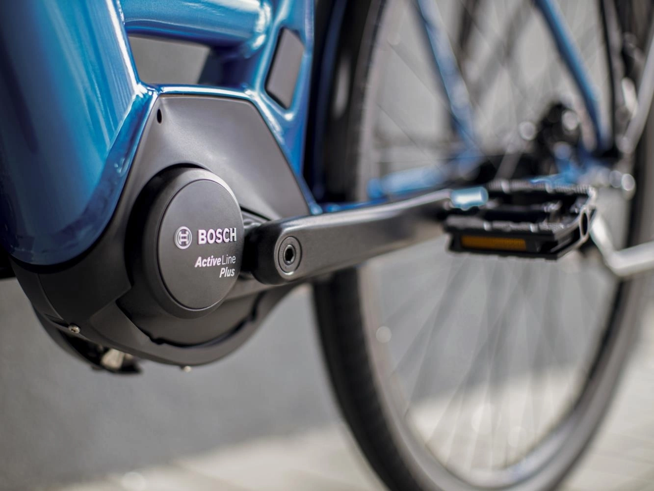 Elcykel Trek District+ 6 Lowstep Dam Blå - Bild 4