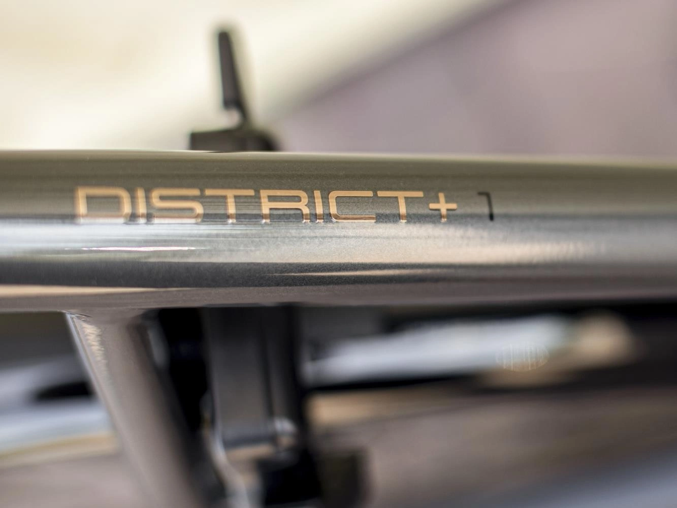 Elcykel Trek District+ 1 Midstep 400wh Dam Grå - Bild 3