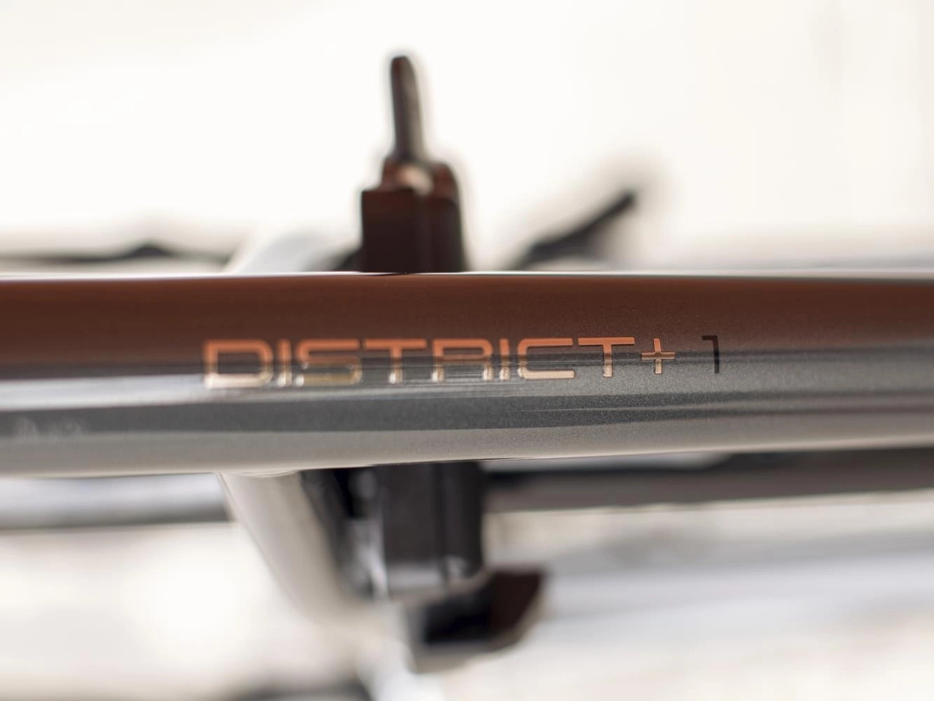 Elcykel Trek District+ 1 Lowstep 300wh Dam Grå - Bild 3