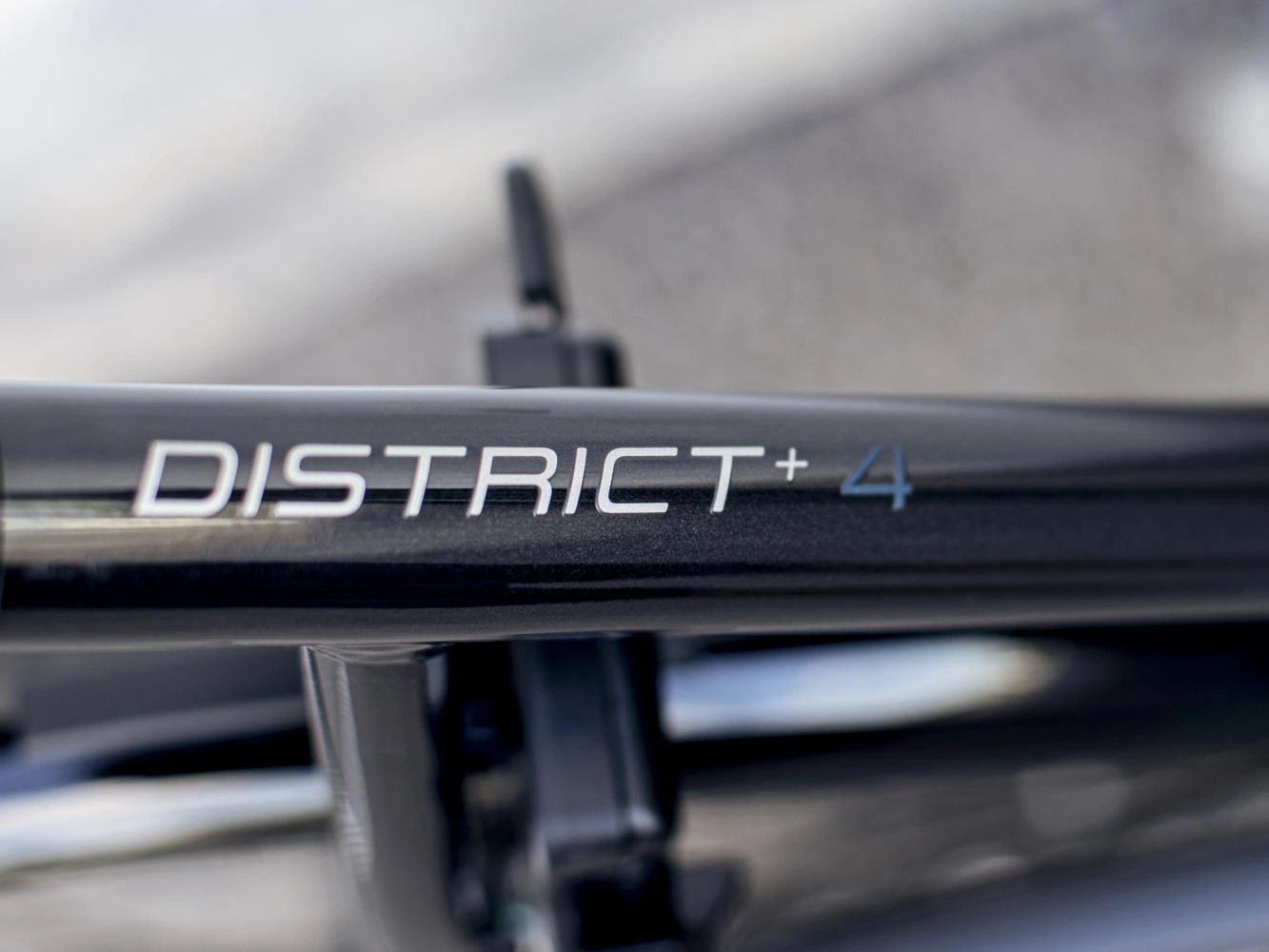 Elcykel Trek District+ 4 Lowstep 400wh Dam Svart - Bild 3