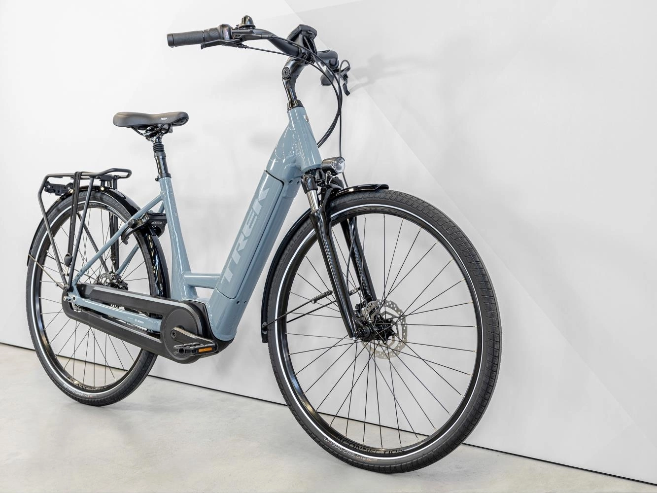 Elcykel Trek District+ 3 Lowstep Dam Blå - Bild 2