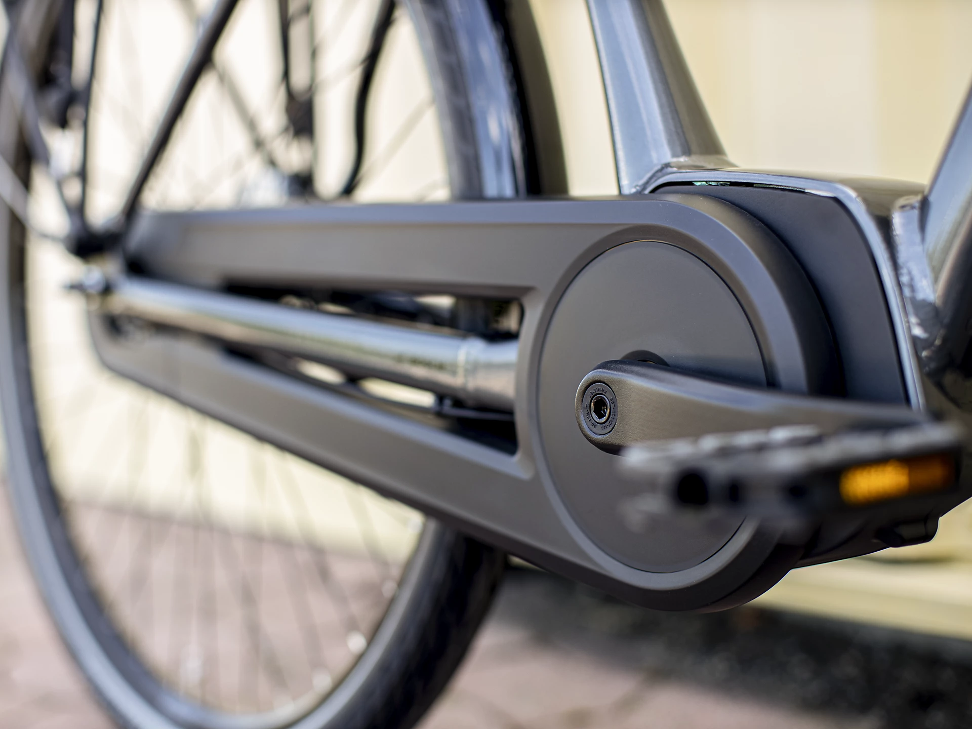 Elcykel Trek District+ 1 300Wh Grå - Bild 5