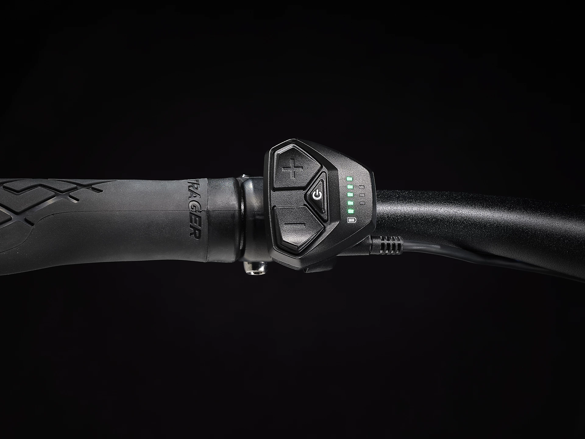 Elcykel Trek FX+ 2 Röd - Bild 4