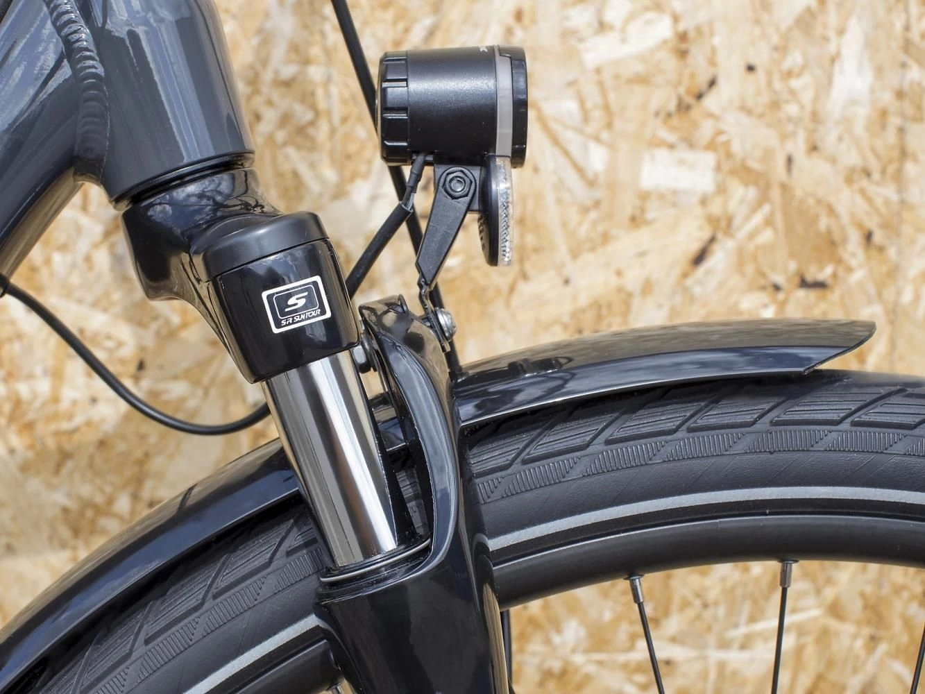 Elcykel Trek Verve+ 1 500 Wh Svart - Bild 4