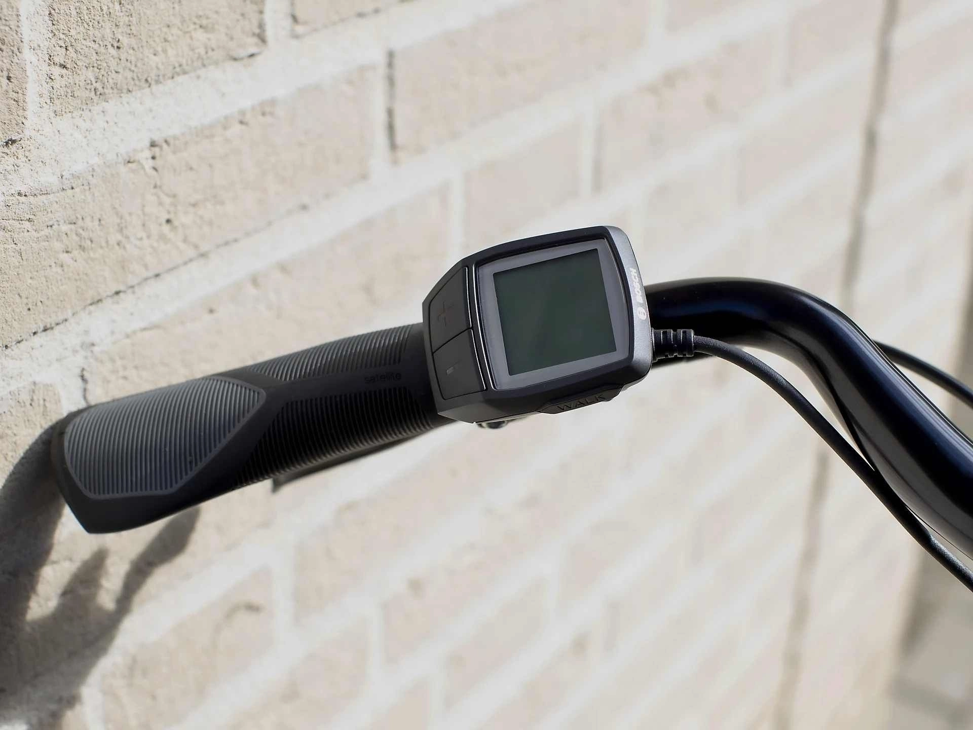 Elcykel Trek Verve+ 1 Lowstep 400 Wh Svart - Bild 3